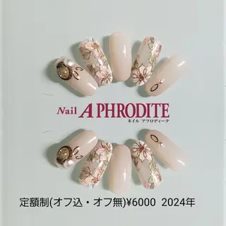 ネイル Nail  Aphroditeのネイルデザイン