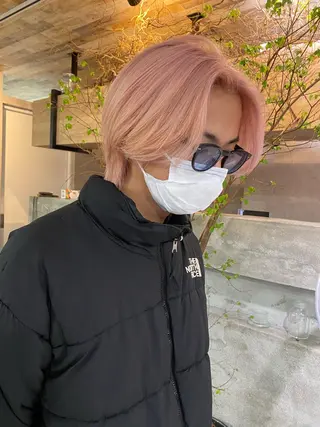 ショート カラー 髙橋 玲渚のヘアスタイル