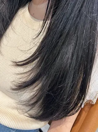 カラー tote. 成瀬晃のヘアスタイル