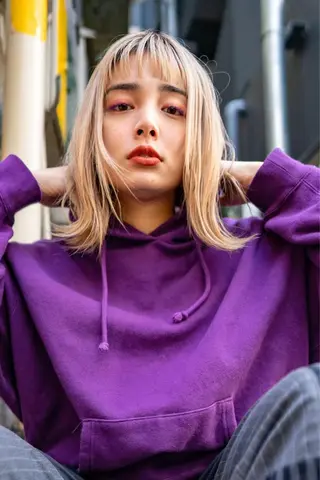 ミディアム カラー 🉐レイヤー/塩見 弘樹🉐渋谷のヘアスタイル