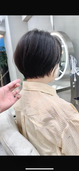 ショート カラー i.+sapporo所属・ショート/レイヤー /札幌/小山内のヘアスタイル