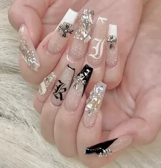 ネイル 🖤スカルプ専門店 新宿・MR🖤のネイルデザイン