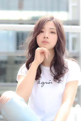 セミロング 髪質改善🌈縮毛矯正 荻原 達矢のヘアスタイル