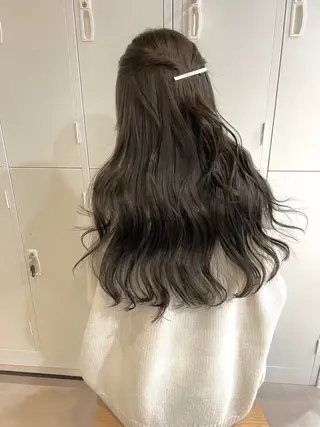 ロング velua所属・velua yumekaのヘアスタイル