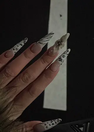 ネイル ネイル・アイラッシュサロン  VURIE豊田店所属・kaori /nailのネイルデザイン
