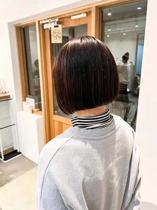 ショート カラー ミディアムパーマ /癖毛パーマのヘアスタイル