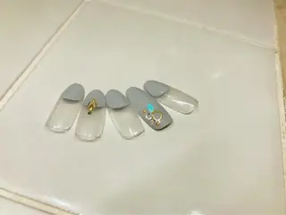 ネイル A MODO MIOのネイルデザイン