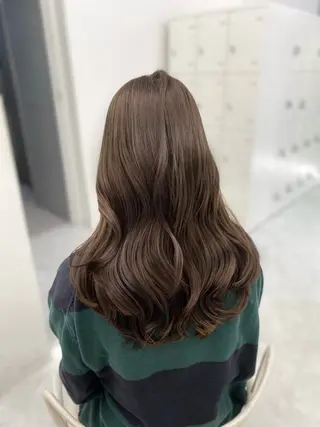 ロング カラー 🤍透明感グレージュ オリーブ🤍RINのヘアスタイル