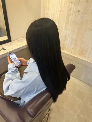ロング 🌱ブリーチカラー しばただいき🌱のヘアスタイル