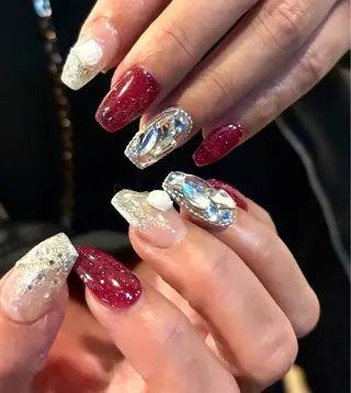 ネイル 大人可愛いネイル🎗 Hinaのネイルデザイン