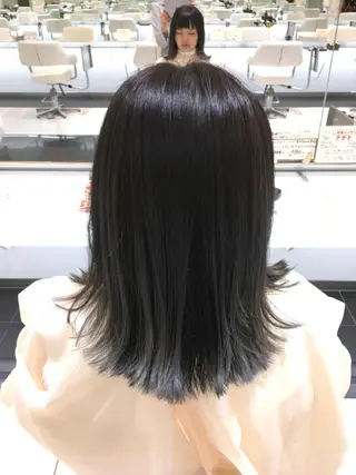 ミディアム 特殊カラー/ブリーチ 道満ゆいなのヘアスタイル