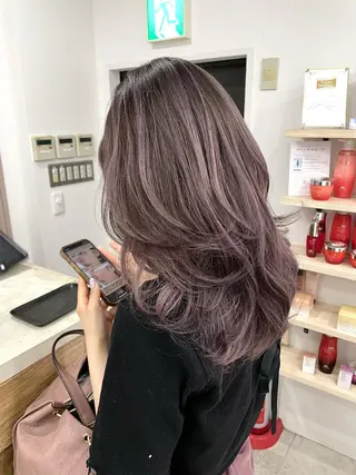 ロング カラー gisele所属・小山 一之のヘアスタイル