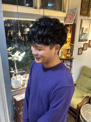 ショート パーマ メンズ 清水千優/パーマ/透 明感カラー/メンズのヘアスタイル