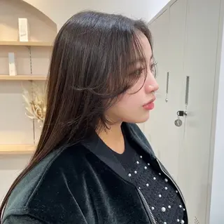 ロング カラー REINA ISHIDOのヘアスタイル