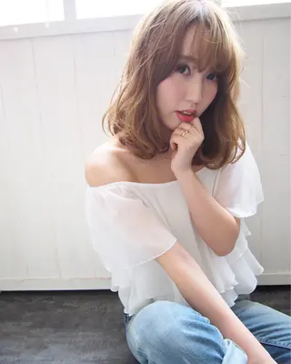 ミディアム カラー パーマ ほさか しんごのヘアスタイル