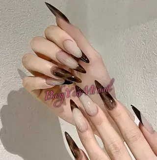 ネイル Oomiya 服部のネイルデザイン