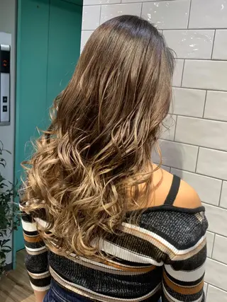 ロング カラー 原山 直人のヘアスタイル