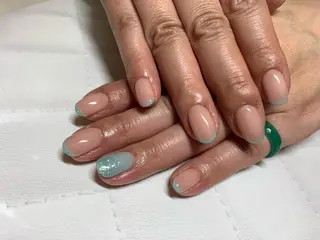 ネイル 髙城 亜紀のネイルデザイン