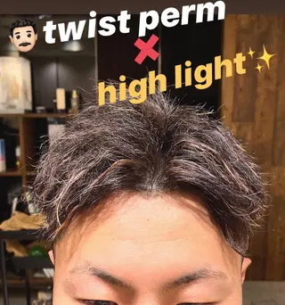 カラー パーマ メンズ 本格韓国ヘア🇰🇷 【uni】キューさんのヘアスタイル