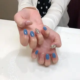 ネイル 椿森 美瑠紅の眉毛・アイブロウイメージ