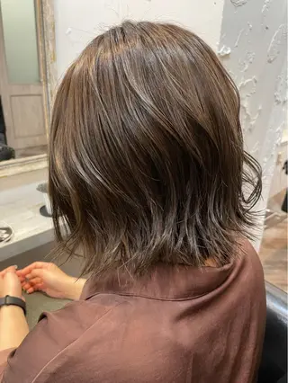 ミディアム パーマ 庭山 理沙のヘアスタイル