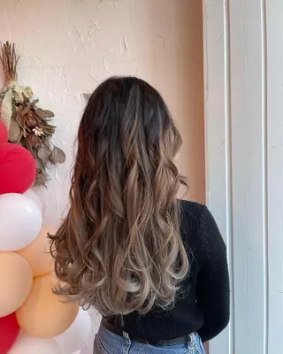 ロング カラー 🌸小掛🌸 豊橋外国人風カラーのヘアスタイル