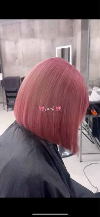 ショート カラー 🎨𖥔ׁTOMO♡ 🎀ゆるふわガーリーのヘアスタイル