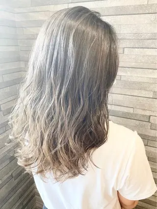 セミロング カラー Gain池下 レディースのヘアスタイル