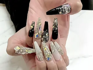 ネイル REBEST🎀 付け放題のネイルデザイン