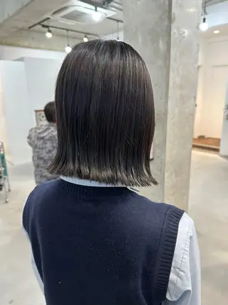 セミロング カラー カイリ /レイヤーカットのヘアスタイル