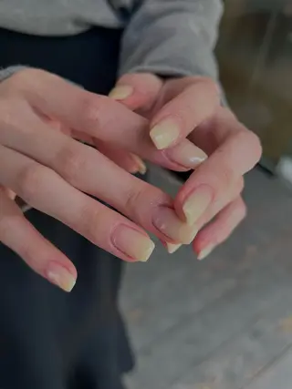 ネイル 遠藤 智予のネイルデザイン