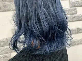 ミディアム カラー SALOWIN新宿三丁目 Frente店所属・薄田 珠美のヘアスタイル