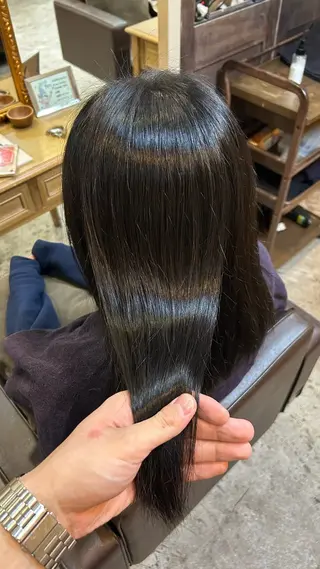 ロング カラー 小澤 一稀のヘアスタイル