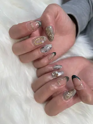 ロング カラー ヘアアレンジ キッズ ネイル マツエク・マツパ アイブロウ 福田 加奈のネイルデザイン