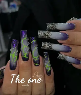 ネイル THE ONE 杉山のネイルデザイン