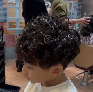 ショート パーマ メンズ 朝5分でキマる 村上陸のヘアスタイル