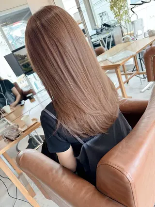 セミロング 髪質改善美髪特化 ルイス奈良のヘアスタイル