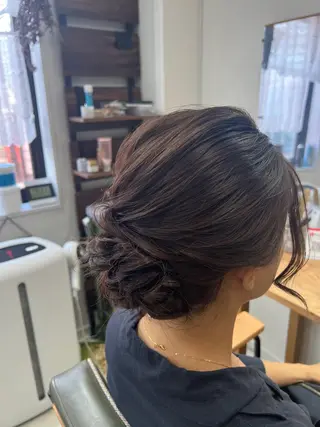ロング ヘアアレンジ 山室 敬義のヘアスタイル