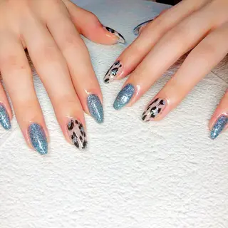 ネイル maggienail所属・Maggie Nagisaのネイルデザイン