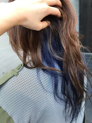 ミディアム 横山 奈央のヘアスタイル