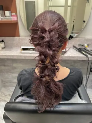 ロング カラー ヘアアレンジ autre所属・大久保 ひでなりのヘアスタイル