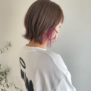 ミディアム en⁺　trust所属・山口 麗音のヘアスタイル