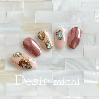 ネイル 伊藤 美智子のネイルデザイン