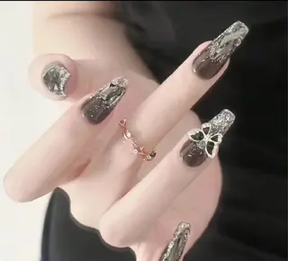 ネイル Theone栄店 松田のネイルデザイン