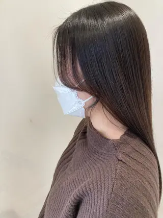 ロング 折本 沙織のヘアスタイル