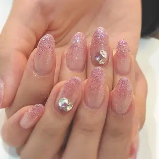 ネイル 中牟田 彩水のネイルデザイン