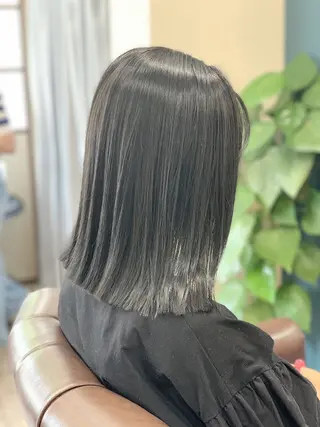 ミディアム カラー 浅原 恵樹のヘアスタイル