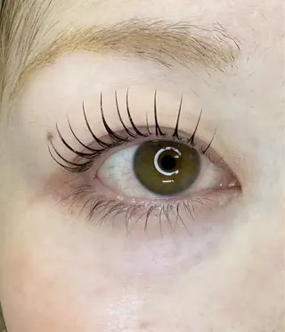 マツエク・マツパ Eyelash Lily所属・ハナツカ ユカリのマツエク・マツパデザイン
