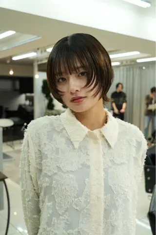 ショート ハイトーンカラー/ さらさのヘアスタイル