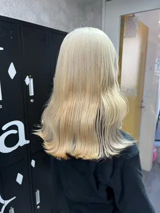 セミロング カラー 【美髪ハイトーン】 髪質改善/大和🎀のヘアスタイル